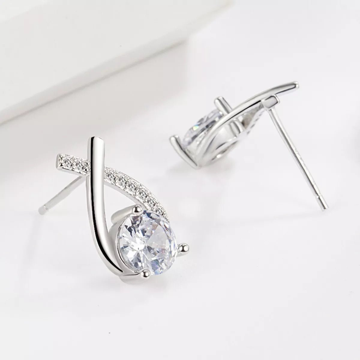 1 Carat 925 Sterling Silver Moissanite Earrings - NORIVE