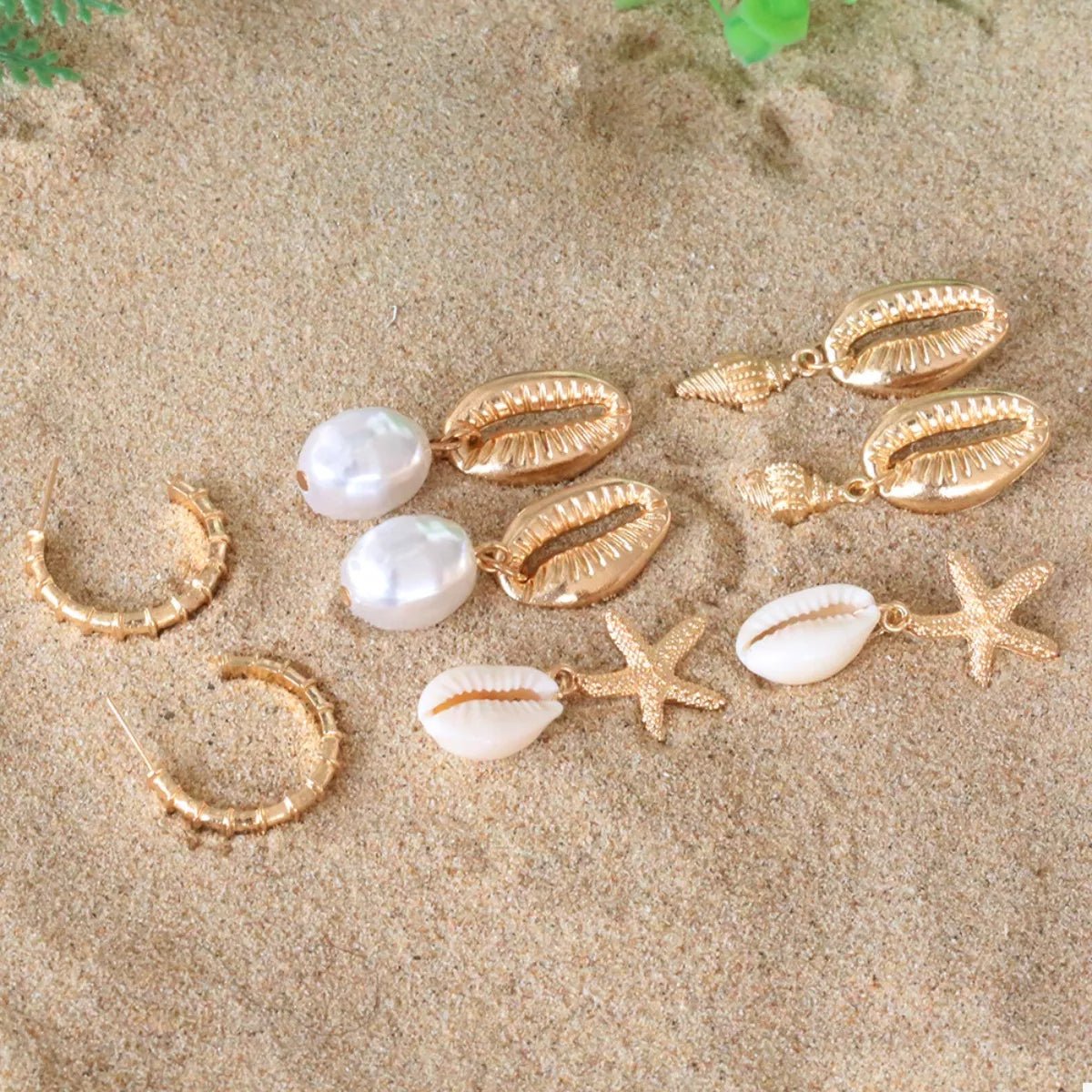 4 Pair 18K Gold - Plated Shell Minimalist Earrings - NORIVE