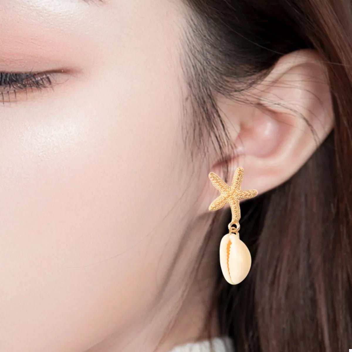 4 Pair 18K Gold - Plated Shell Minimalist Earrings - NORIVE