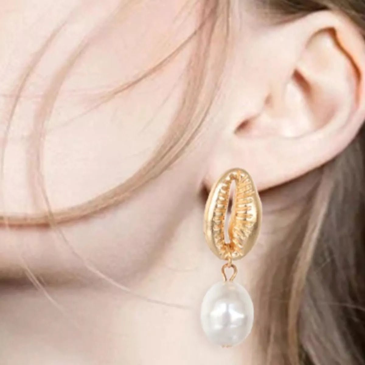 4 Pair 18K Gold - Plated Shell Minimalist Earrings - NORIVE