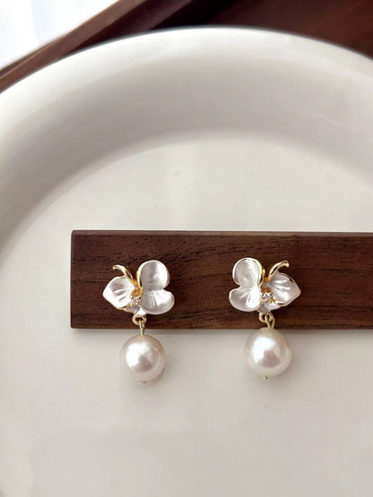 Floral Pearl Drop Earrings - NORIVE