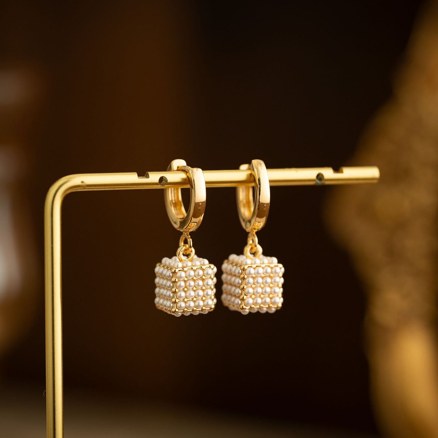 Micro-Inlaid Pearl Cube Hoop Earrings | 18K Gold Geometric Drop Earrings | Elegant Pearl Cluster Ear Clips - NORIVE
