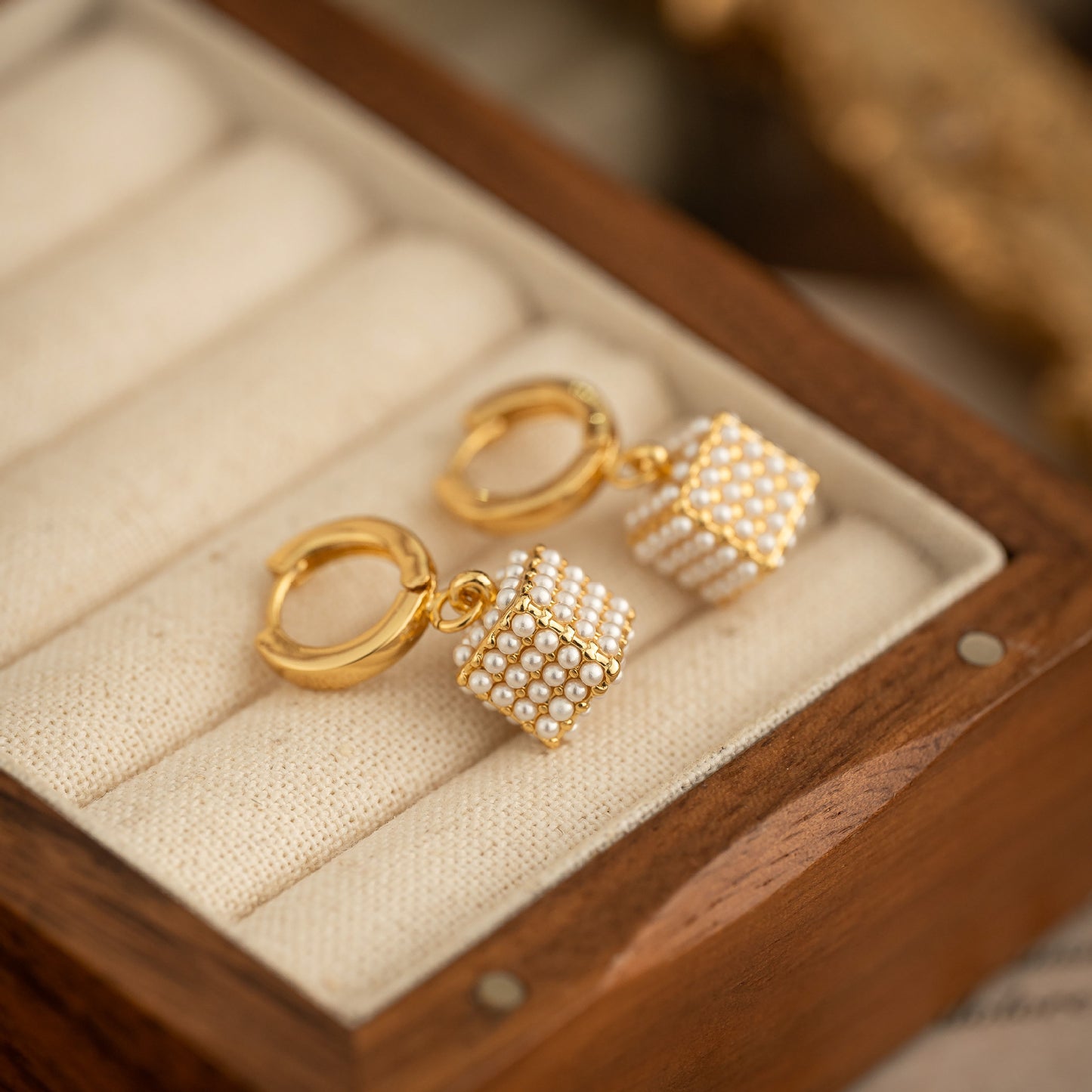 Micro-Inlaid Pearl Cube Hoop Earrings | 18K Gold Geometric Drop Earrings | Elegant Pearl Cluster Ear Clips