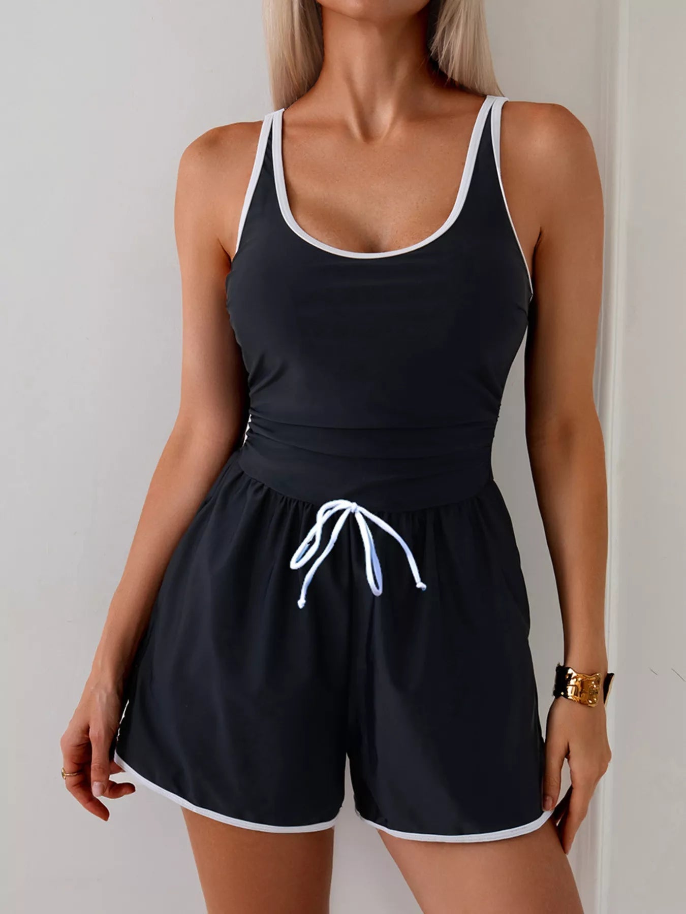 The Riviera Contrast Scoop One - Piece - NORIVE