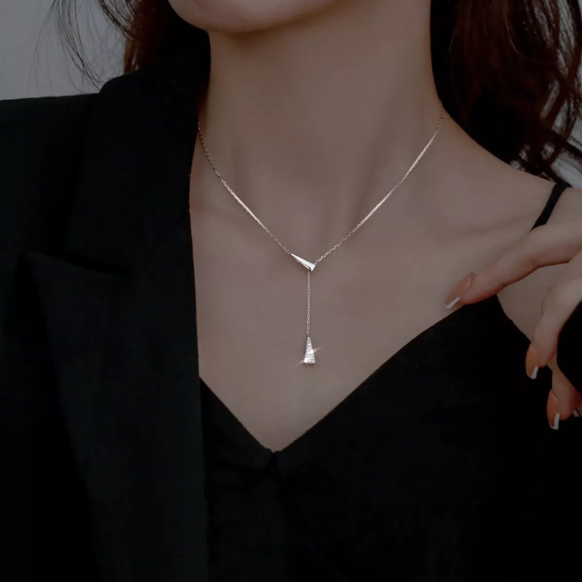 Triangle Pendant Y Necklace - NORIVE
